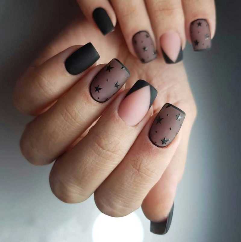 black-nails-131
