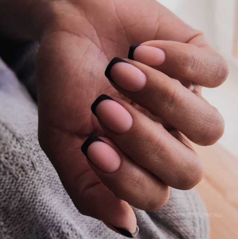 black-nails-146