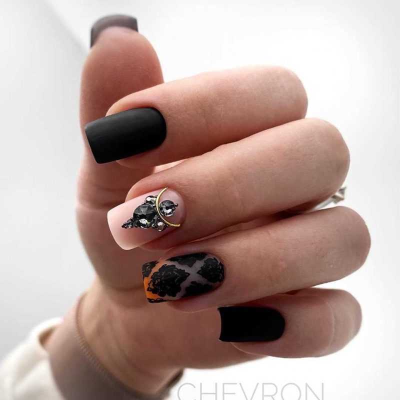 black-nails-44