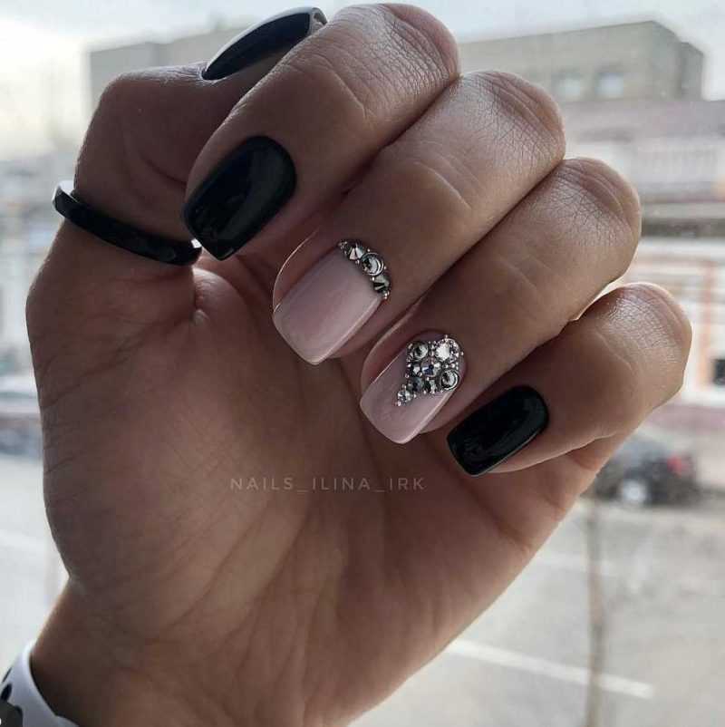 black-nails-78