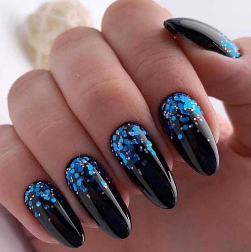 black-nails-59