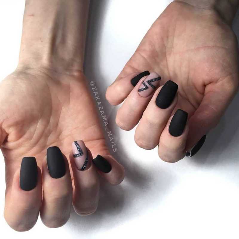 black-nails-168