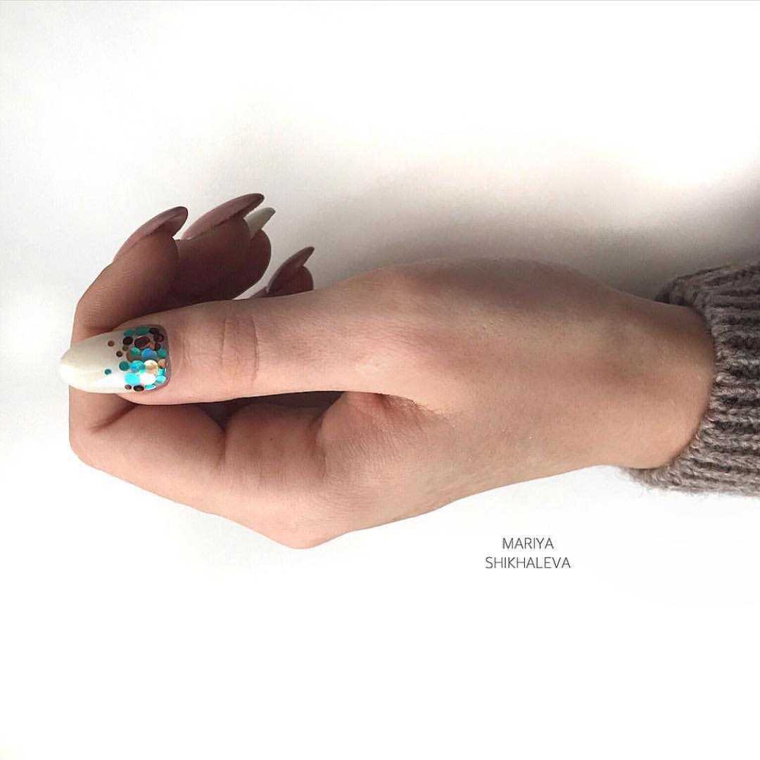 Каміфубукі або конфетті на нігтях: ідеї дизайну (+70 фото) 26