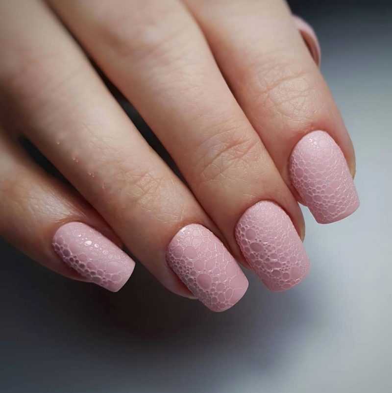 delicate-nails-120