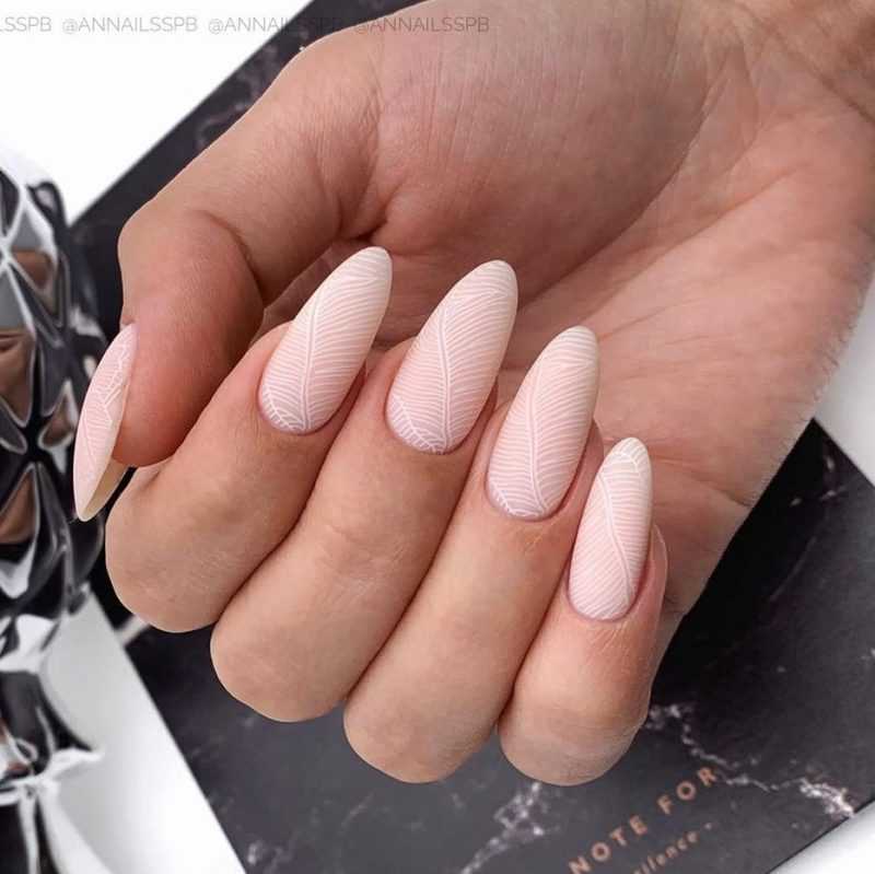 delicate-nails-146