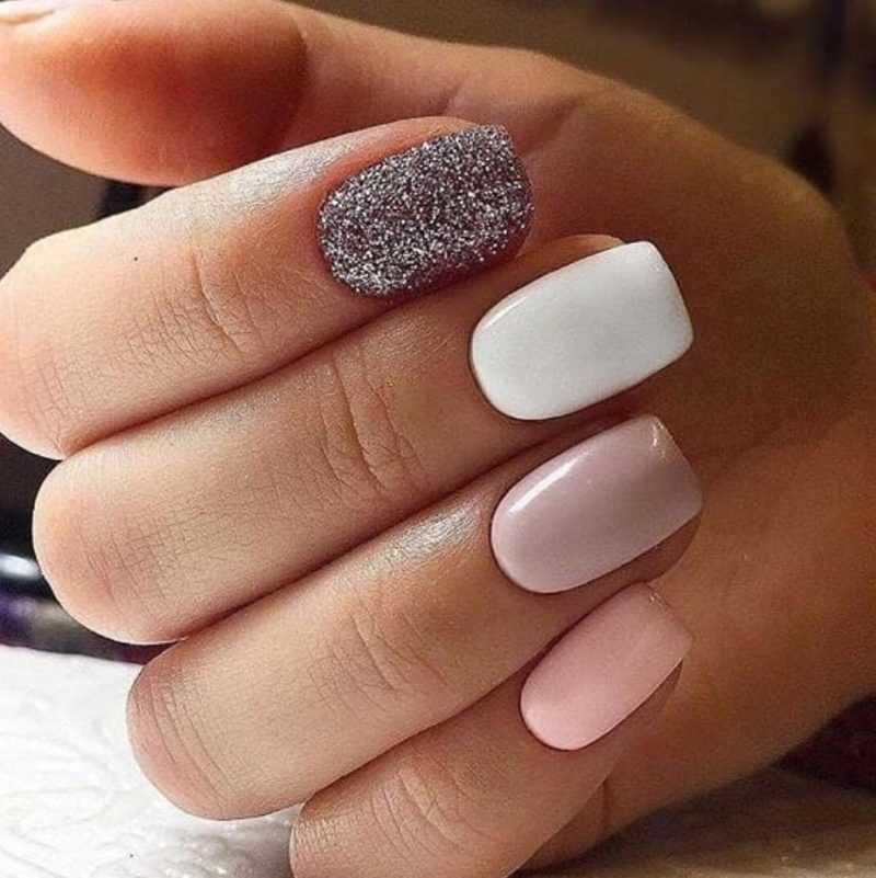 delicate-nails-107