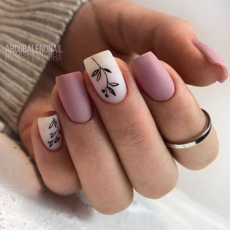 delicate-nails-100