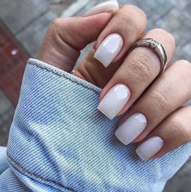 delicate-nails-69
