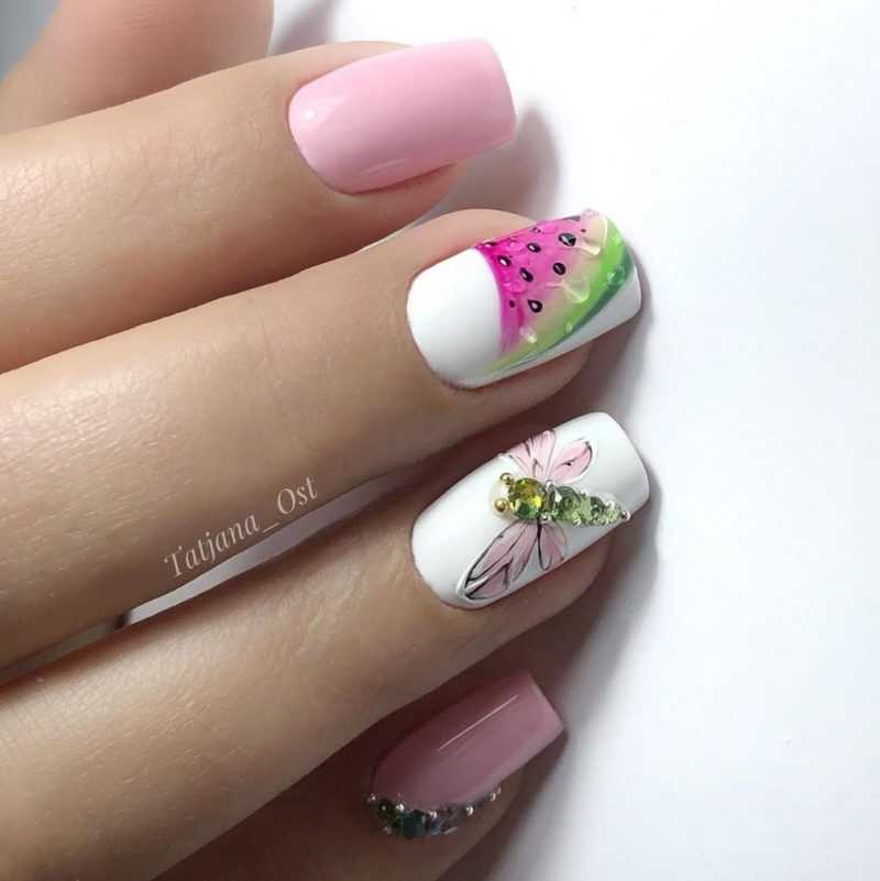 delicate-nails-111