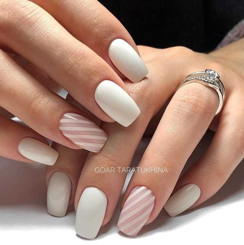 delicate-nails-94