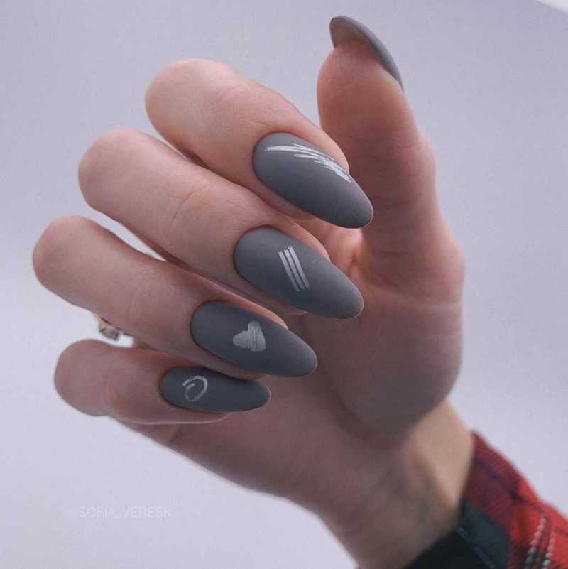 grey-nail-5