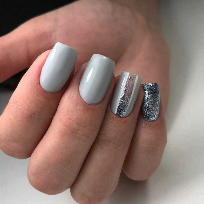 grey-nail-122