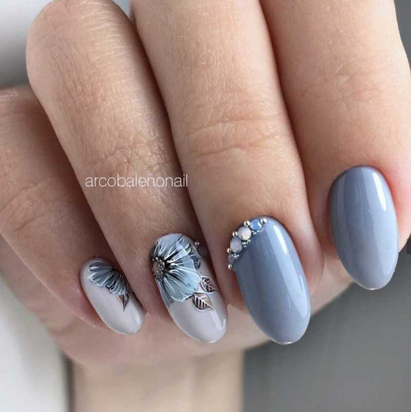 grey-nail-105